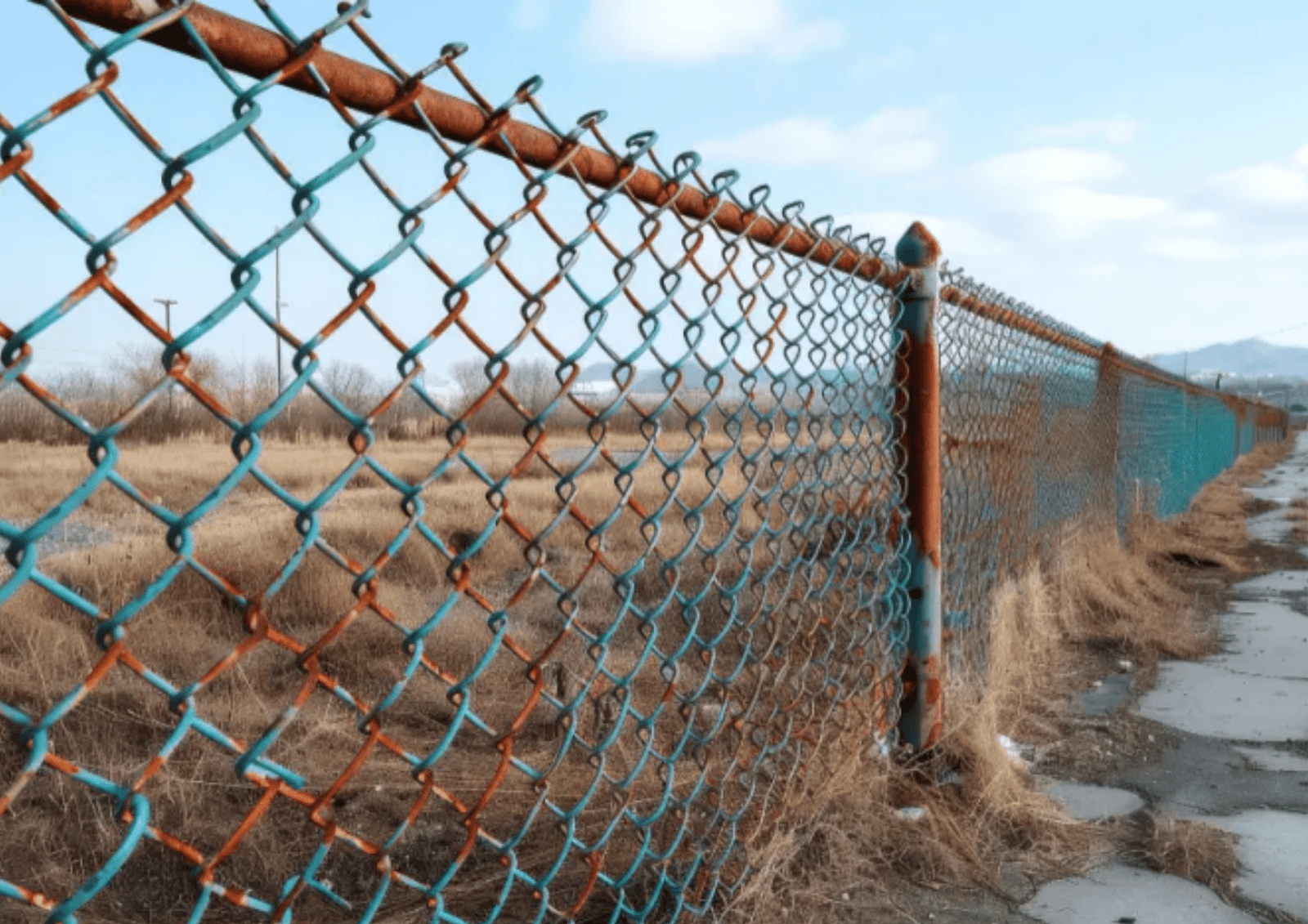 Read more about the article Best Chain Link Fence Installation near Billington Heights, NY