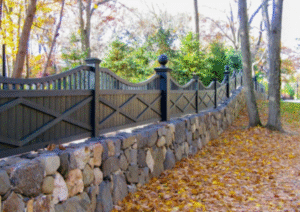 Read more about the article Privacy Fences vs. Decorative Fences: Which Is Right for You?